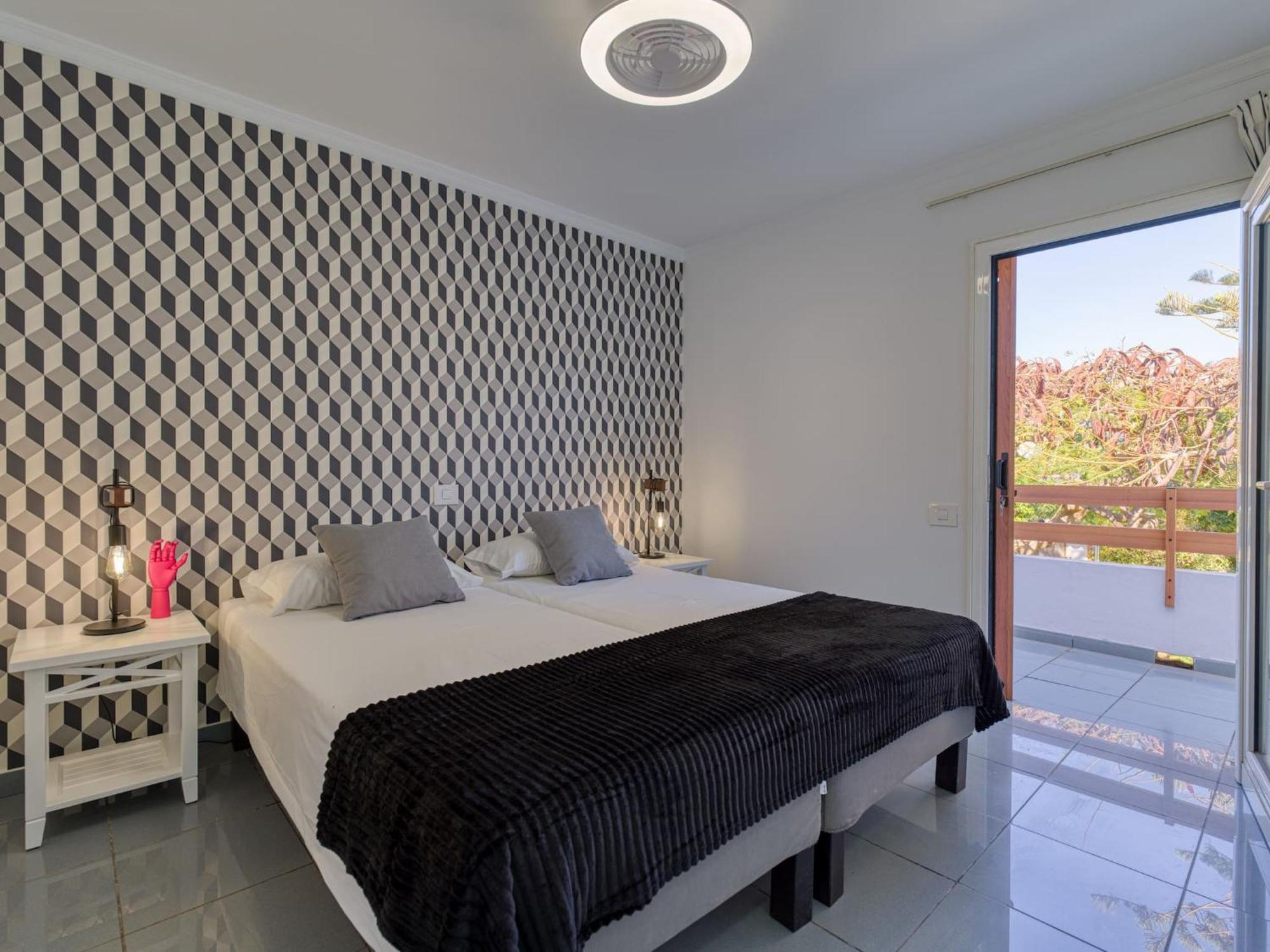 Timon Suites San Agustin Екстериор снимка